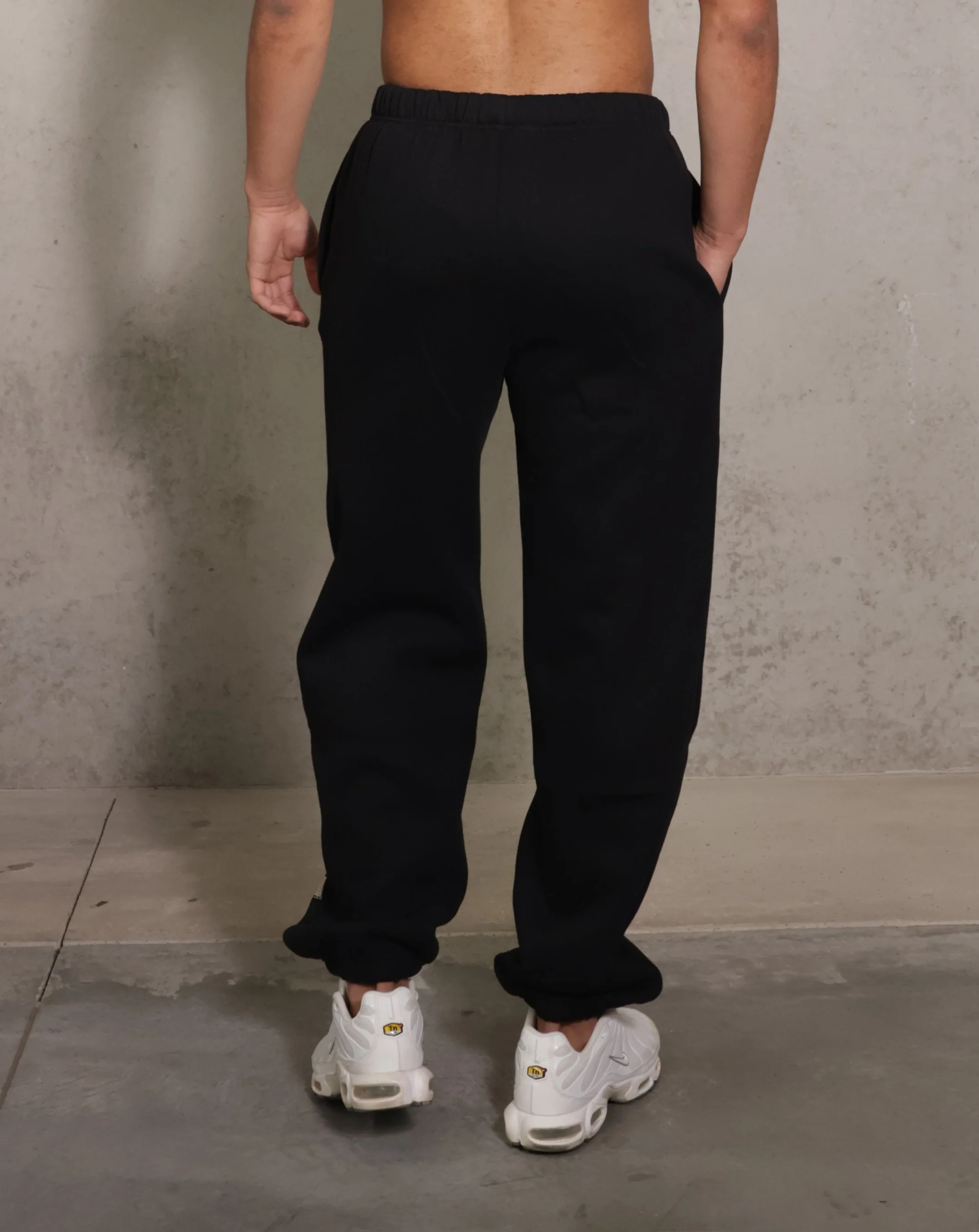 BTB CUFFED PANT - BLACK - Image 4
