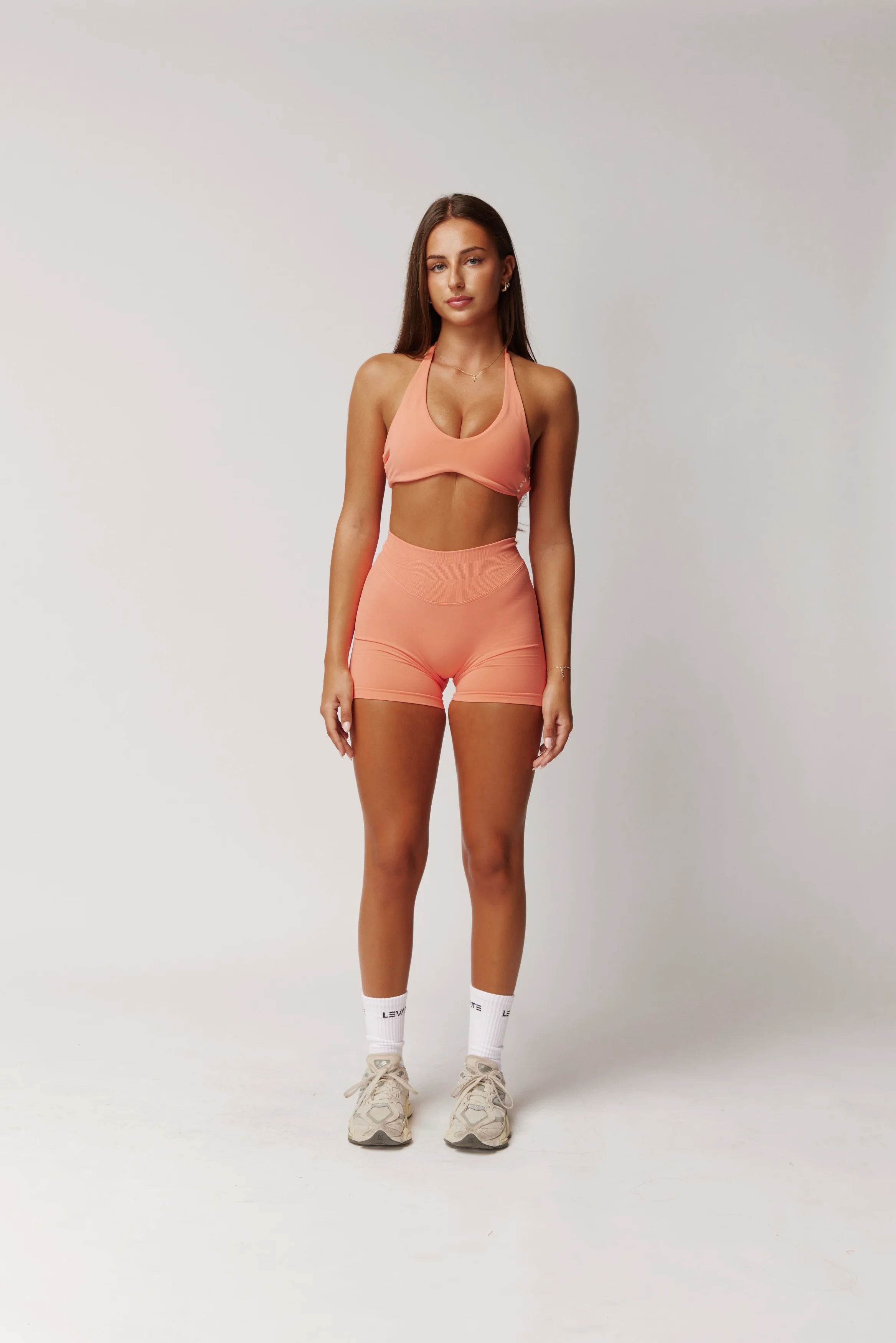 REFINE SHORTS - CORAL - Image 3