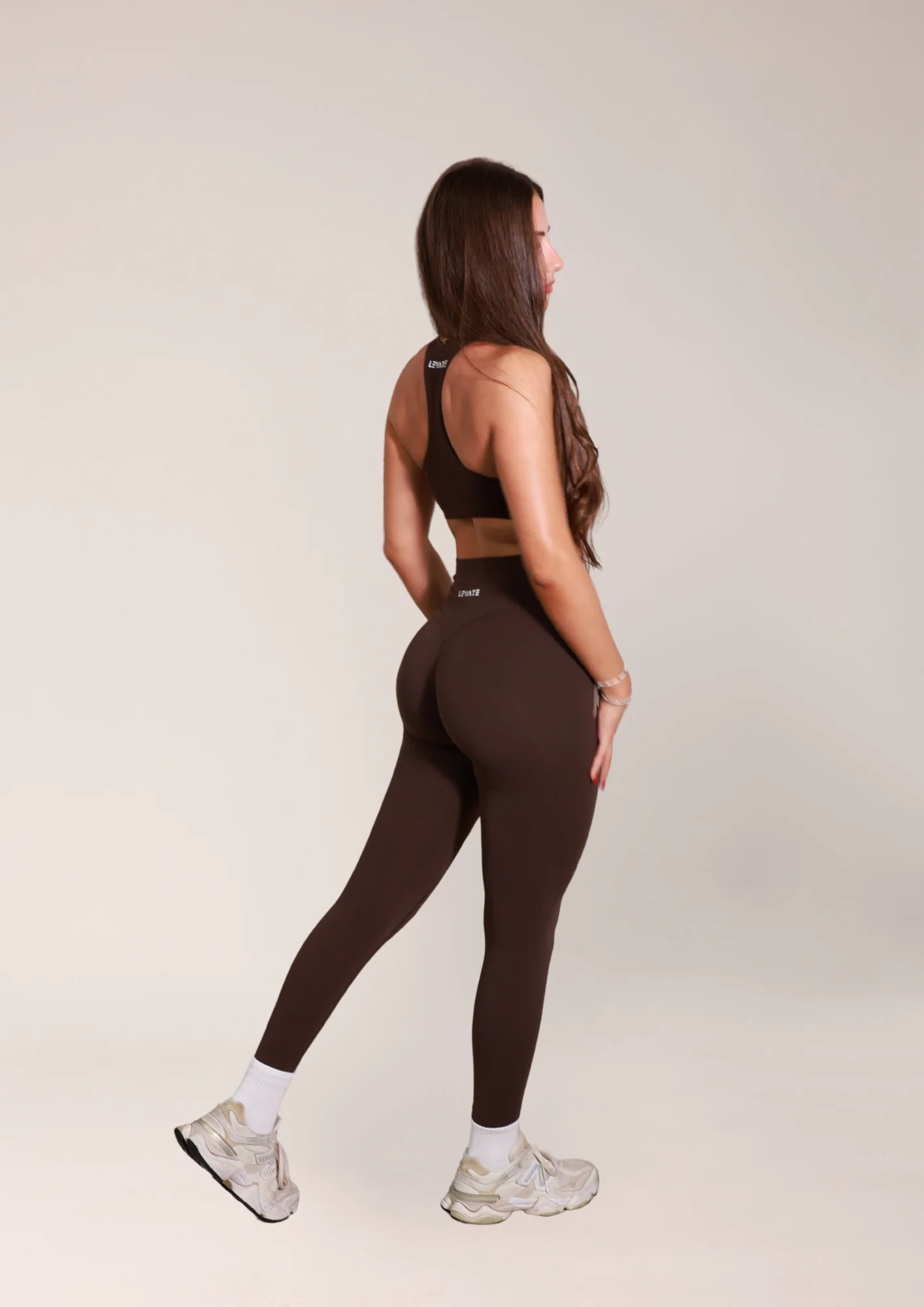 SIGNATURE LEGGINGS - ESPRESSO - Image 3