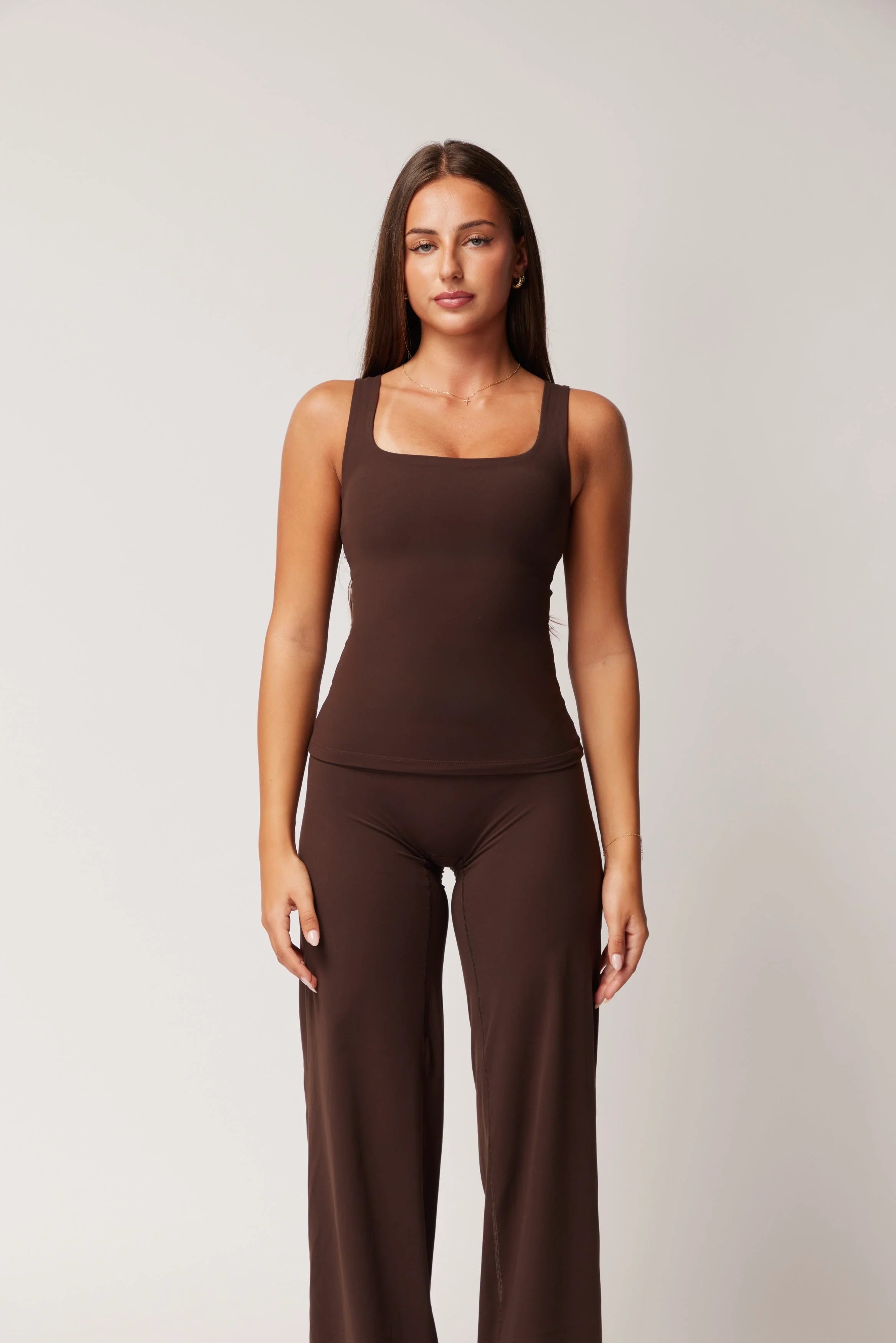 SIGNATURE SUPPORT TANK - ESPRESSO - Image 3