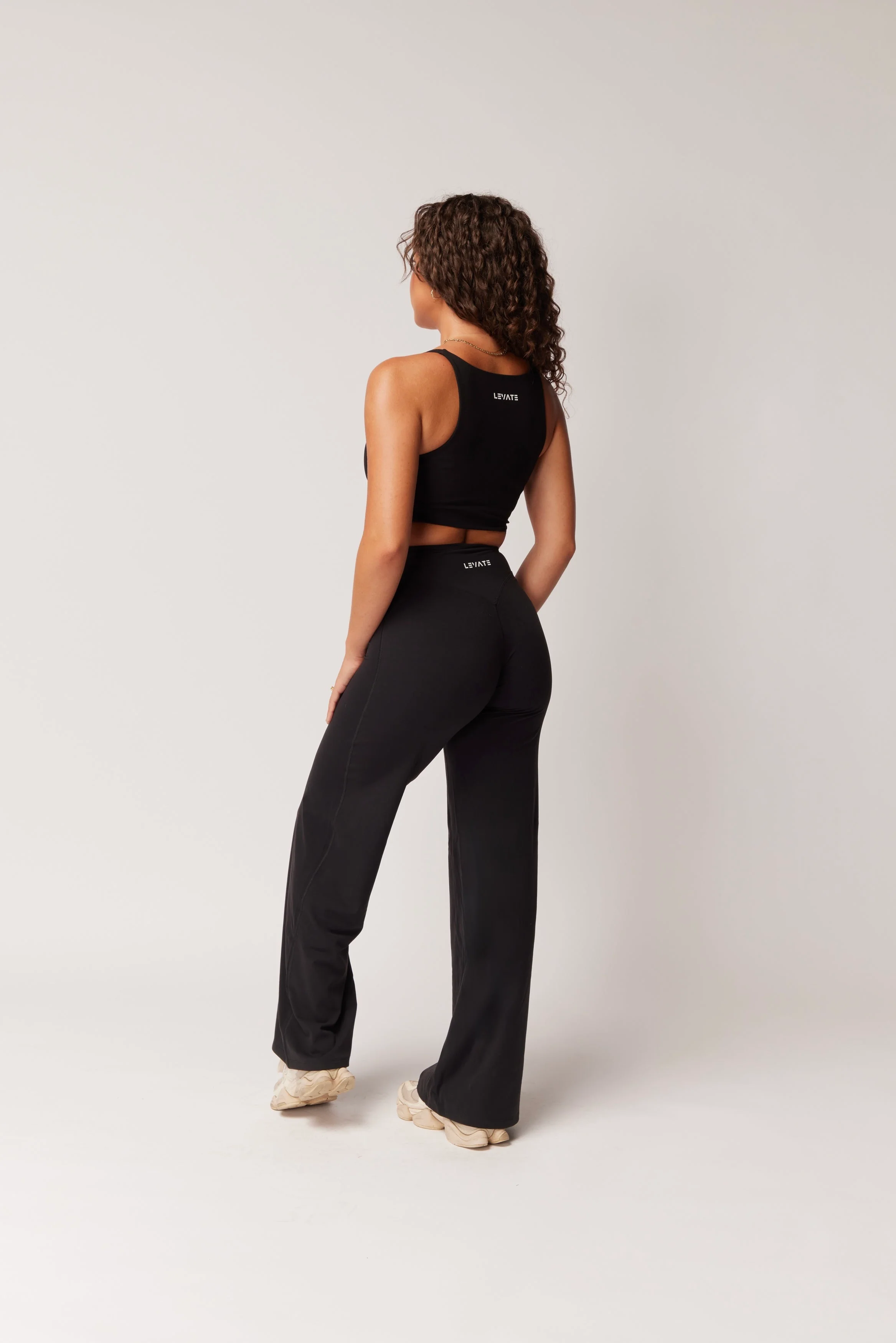 SIGNATURE STRAIGHT LEG PANTS (REG) - BLACK - Image 2