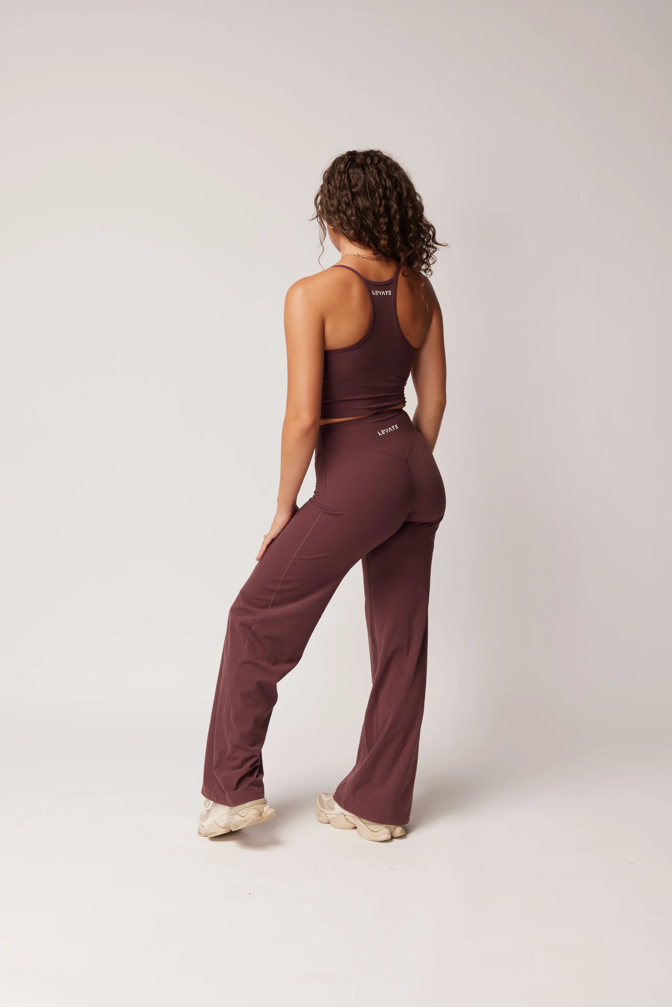 SIGNATURE STRAIGHT LEG PANTS (REG) - WINE - Image 4