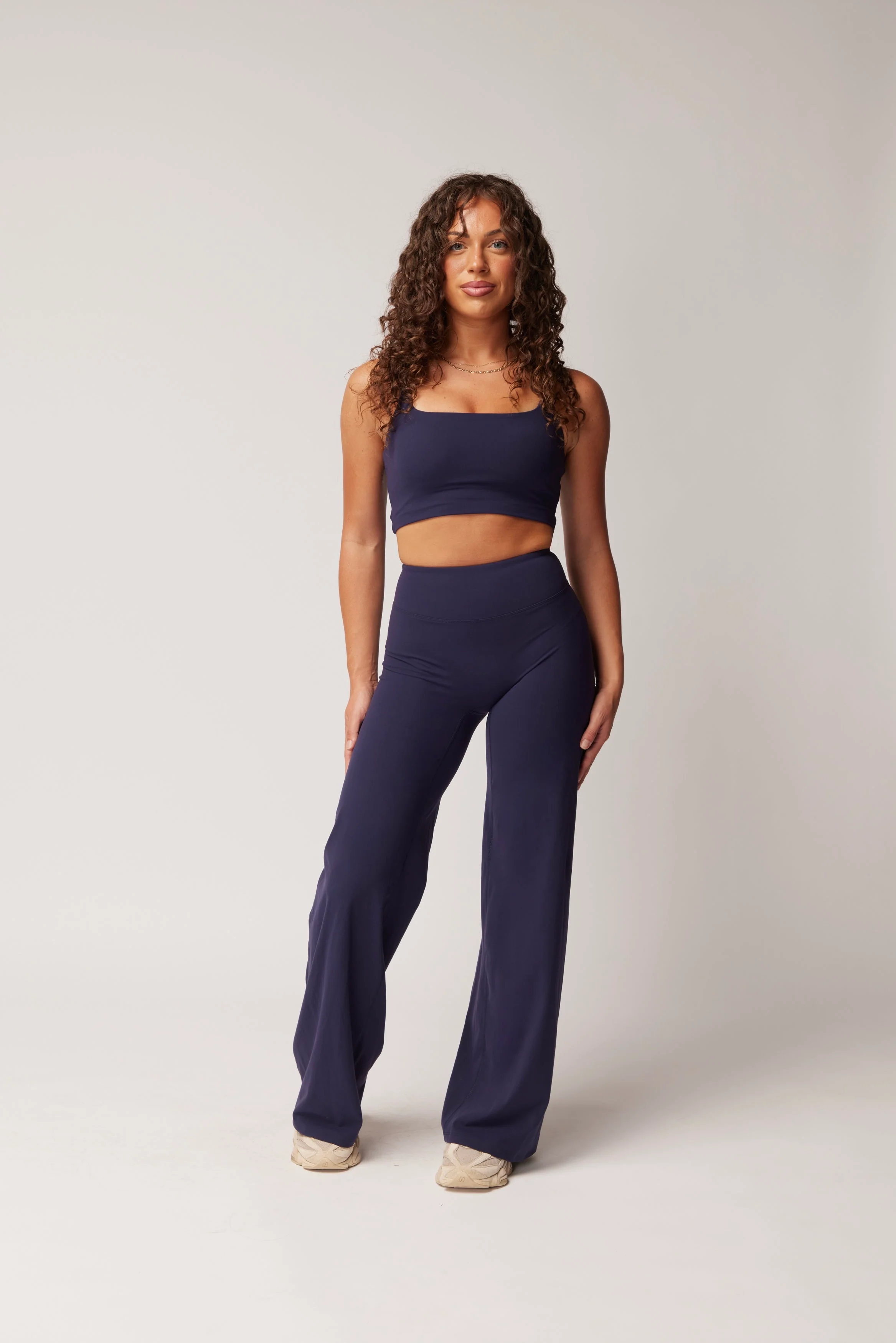 SIGNATURE STRAIGHT LEG PANTS (REG) - NAVY