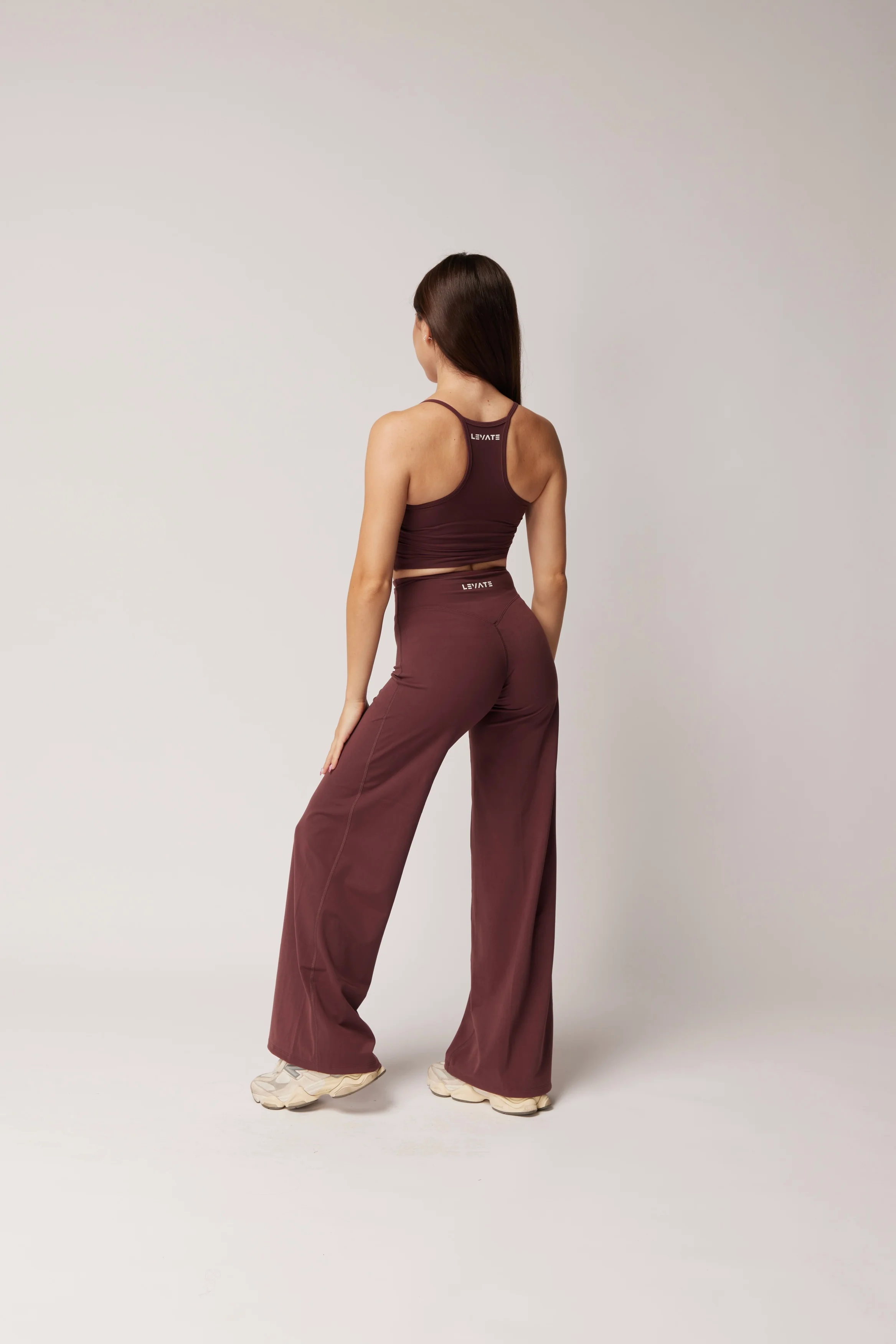 SIGNATURE STRAIGHT LEG PANTS (PETITE) - WINE - Image 4